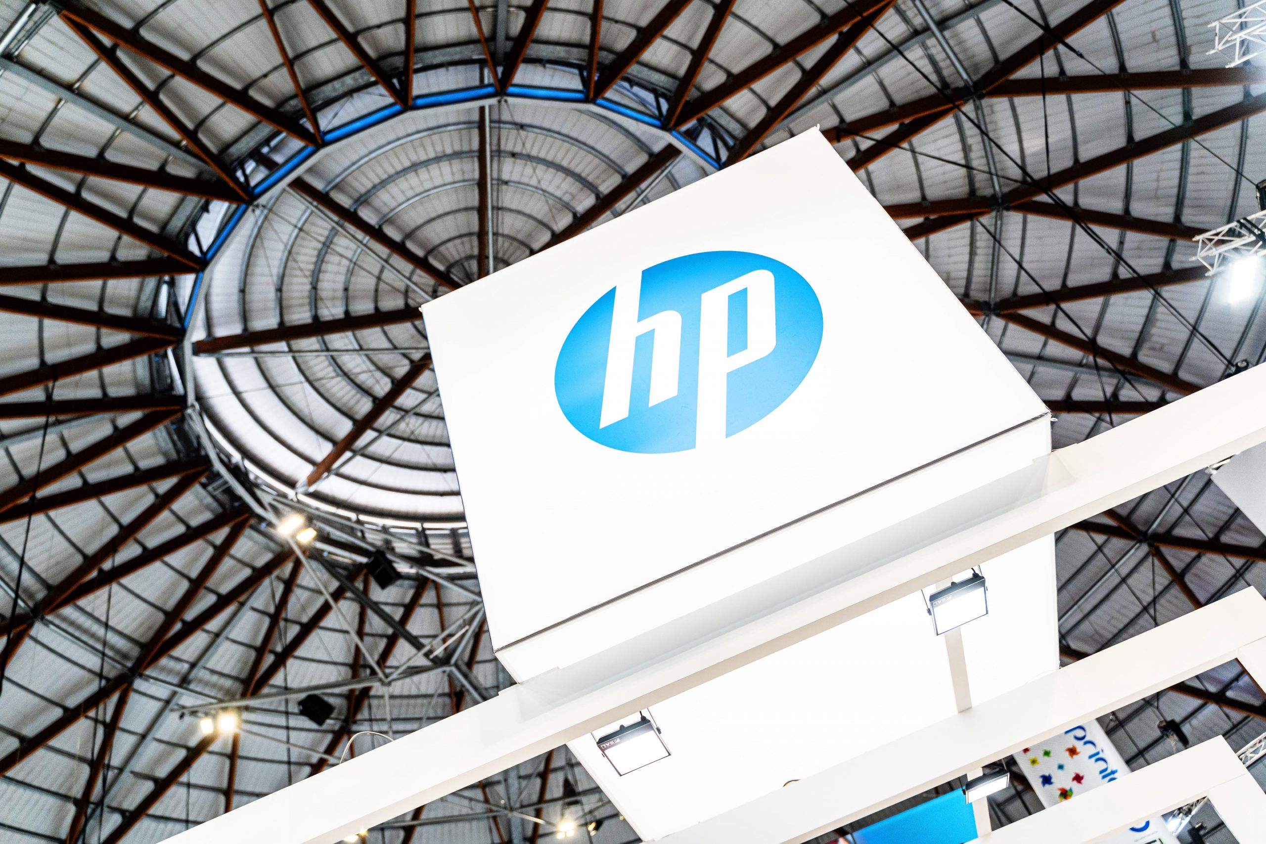 Signage that displays the HP logo